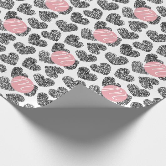 Moderne zwart-wit doodle harten Monogrammed Cadeaupapier (Hoek)