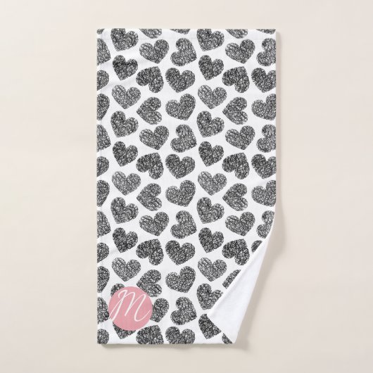 Moderne zwart-wit doodle harten Monogrammed Handdoek (Handdoek)