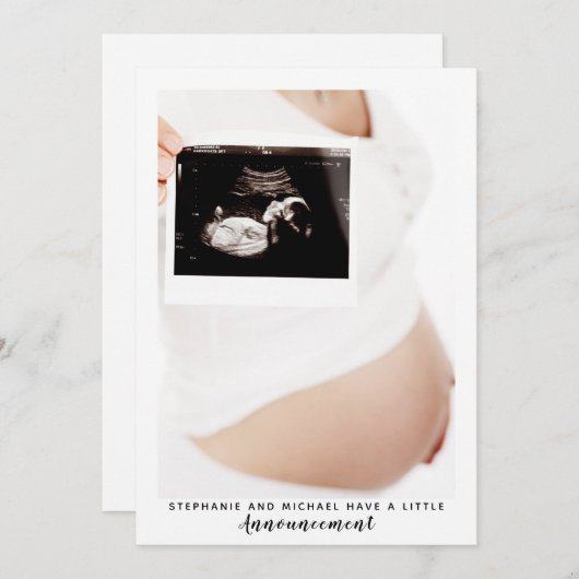 Moderne zwart-wit foto zwangerschapsaankondiging aankondiging (Voorkant / Achterkant)