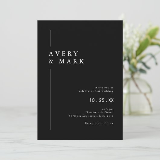 Moderne zwart-wit fotocollage QR-code bruiloft Kaart (Staand voorkant)