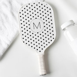 Moderne zwart-wit initiële monogram polkadot pickleball paddle