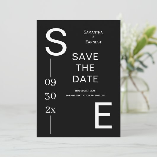 Moderne zwart-wit minimale monogram bruiloft save the date (Staand voorkant)