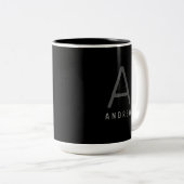 Moderne Zwart & Wit Monogrammed Koffie Mok (Voorkant rechts)