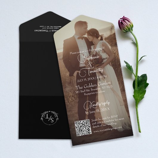 Moderne zwart-wit QR-code foto bruiloft All In One Uitnodiging