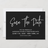 Moderne Zwart Wit QR Code Kalligrafie Save The Date (Voorkant)