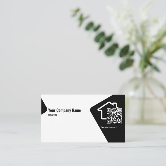 Moderne Zwart-wit Realtor QR Code Visitekaartje (Staand voorkant)