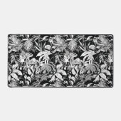 Moderne zwart-wit tropische bladeren bureaumat (Voorkant)