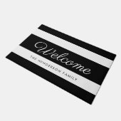 Moderne zwart-witte strepen welkom deurmat (Schuin)