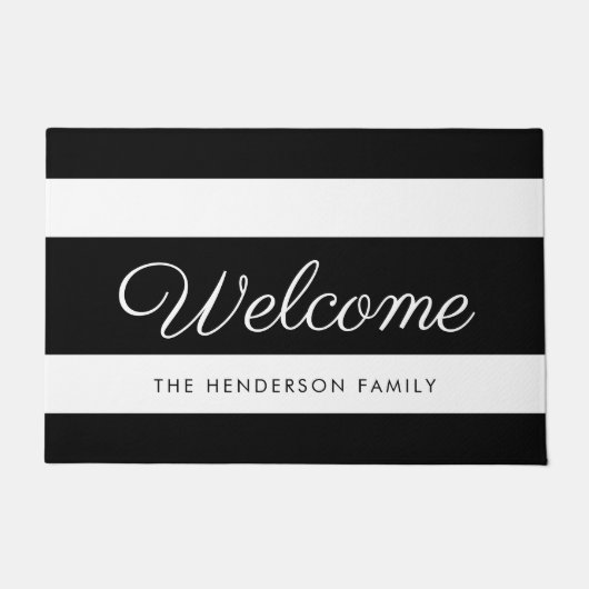 Moderne zwart-witte strepen welkom deurmat (Voorkant)