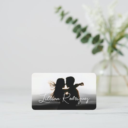 Moderne zwarte abstracte overlay foto visitekaartje (Staand voorkant)