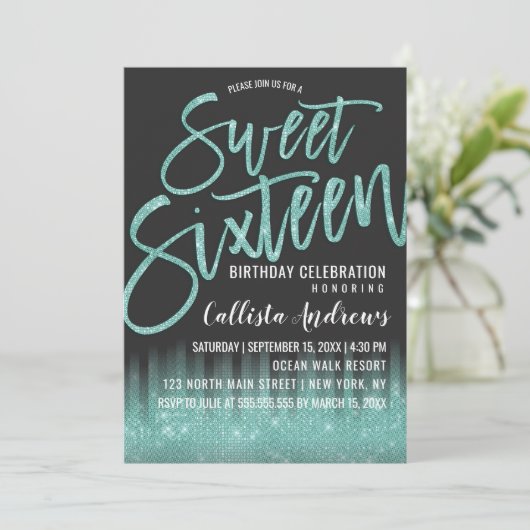 Moderne Zwarte Aqua Glitter Typografie Sweet 16 Kaart (Staand voorkant)
