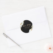 Moderne Zwarte Bloemige Bruiloft Ronde Sticker (Envelop)