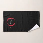 Moderne Zwarte Bourgondië Rode Monogram Script Naa Bad Handdoek (Handdoek)