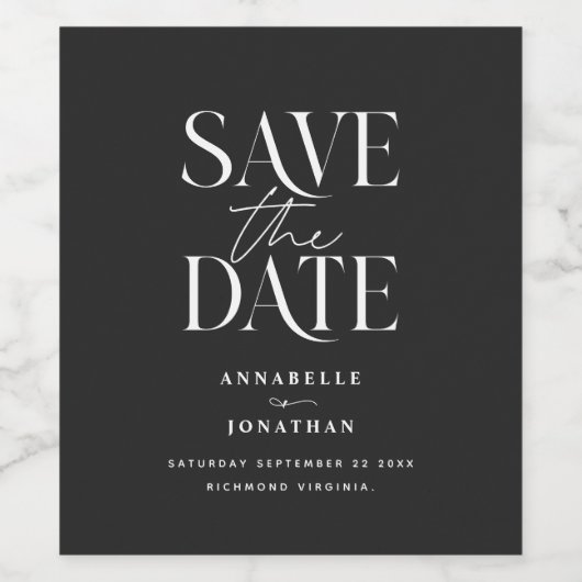 Moderne zwarte elegant minimale scriptbruiloft wijn etiket (Enkel label)