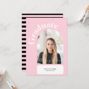 Moderne Zwarte en Blush Roze Gestreepte Afstudeer- Kaart