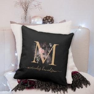 Moderne Zwarte en Gouden Bloemrijke Monogram Kussen