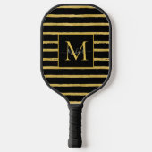 Moderne Zwarte en Gouden Gestreepte Monogramnaam Pickleball Paddle (Achterkant)