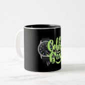 Moderne zwarte en groene koffierem tweekleurige koffiemok (Voorkant links)