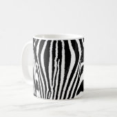 Moderne, zwarte en witte abstracte Zebrastrepen Koffiemok (Voorkant links)