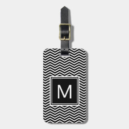 Moderne Zwarte en Witte Chevrons met Monogram Bagagelabel