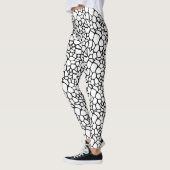 Moderne Zwarte en Witte Crackle Pebble Design Leggings (Links)