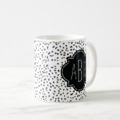 Moderne zwarte en witte Dalmatische Spots Monogram Koffiemok (Voorkant rechts)