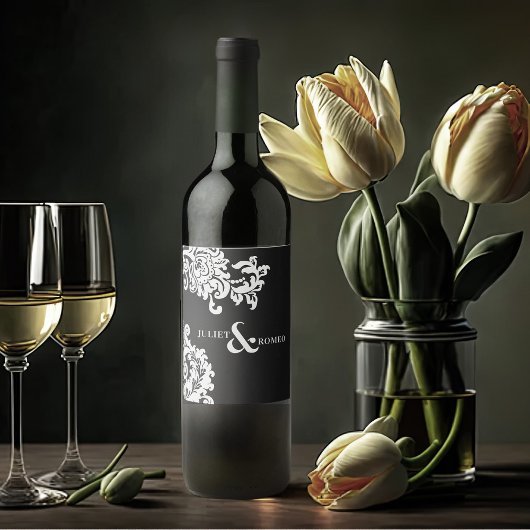 Moderne Zwarte en Witte Elegante Damast Huwelijk Wijn Etiket