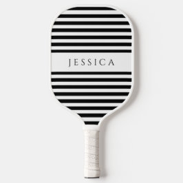 Moderne Zwarte En Witte Gestreepte Aangepaste Naam Pickleball Paddle