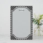 Moderne zwarte en witte Quatrefoil Monogramnaam Briefpapier (Staand voorkant)