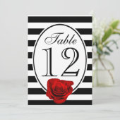 Moderne Zwarte en Witte Rode Roos Trouw Tafelkaart Kaart (Staand voorkant)