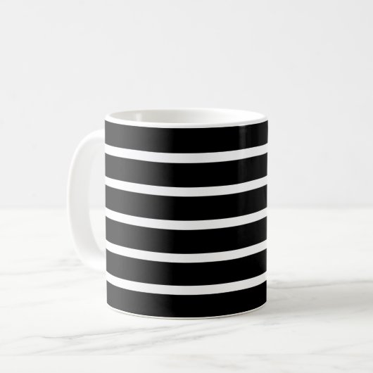 Moderne zwarte en witte streep koffiemok (Voorkant links)