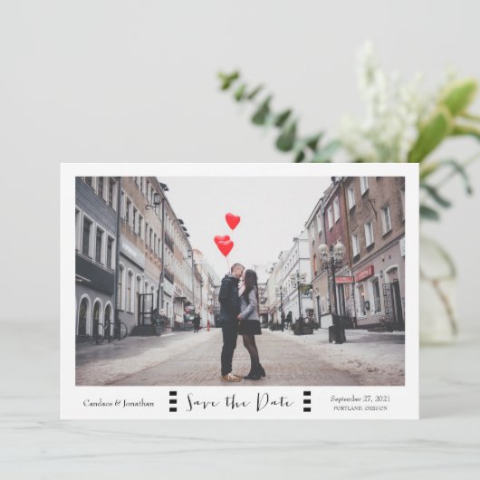 Moderne zwarte en witte strepen Foto opslaan Datum Save The Date (Staand voorkant)