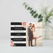 Moderne zwarte en witte strepen slaan de datum op aankondigingskaart (Staand voorkant)