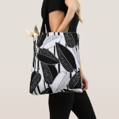 Moderne zwarte ficus verlaat abstracte striped afd tote bag (Dichtbij)