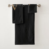 Moderne zwarte gouden monogram naam in script bad handdoek (Insitu)