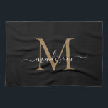 Moderne zwarte goudmonogram naam theedoek<br><div class="desc">Modern Elegant Zwart Goud Monogram Script Naam Keuken Handdoek</div>