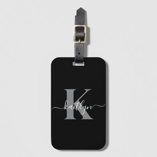 Moderne zwarte grijze script monogram bagagelabel (Voorkant (verticaal))