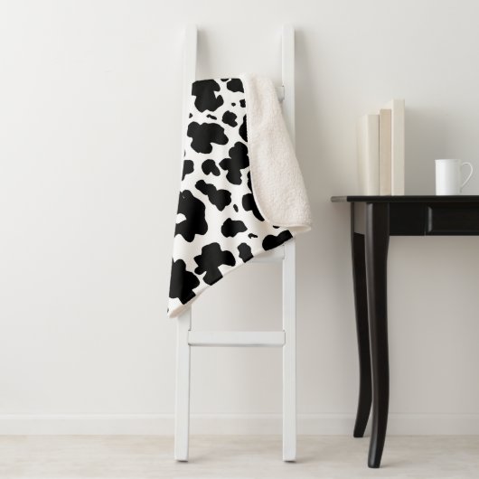 Moderne zwarte Koe Huidtextiel Dierafdrukken Sherpa Deken (In situ)