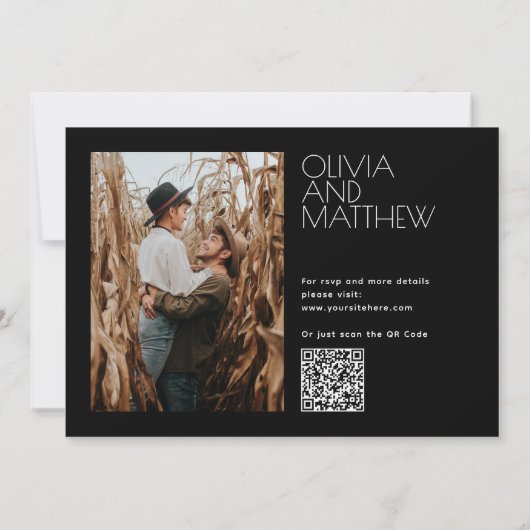 Moderne zwarte minimalistische bruiloft + QR code  Kaart (Achterkant)