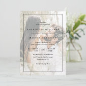 Moderne zwarte overlay 2 foto bruiloft kaart (Staand voorkant)