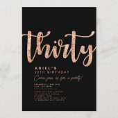 Moderne zwarte & roze gouden 30e verjaardagsuitnod kaart (Voorkant)