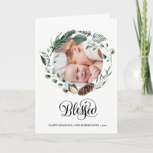 Moderne zwarte Script Elegant Eucalyptus Foliage Feestdagen Kaart (Voorkant)