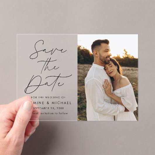 Moderne zwarte scriptfoto Sla de datum op Acryl Uitnodigingen (Insitu (Draagbaar))