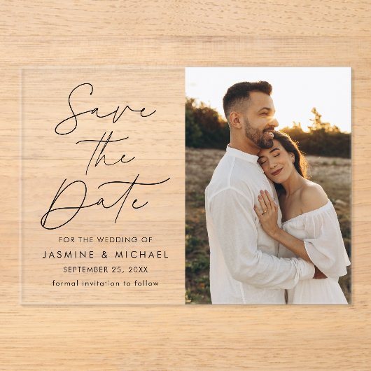 Moderne zwarte scriptfoto Sla de datum op Acryl Uitnodigingen (Voorkant)