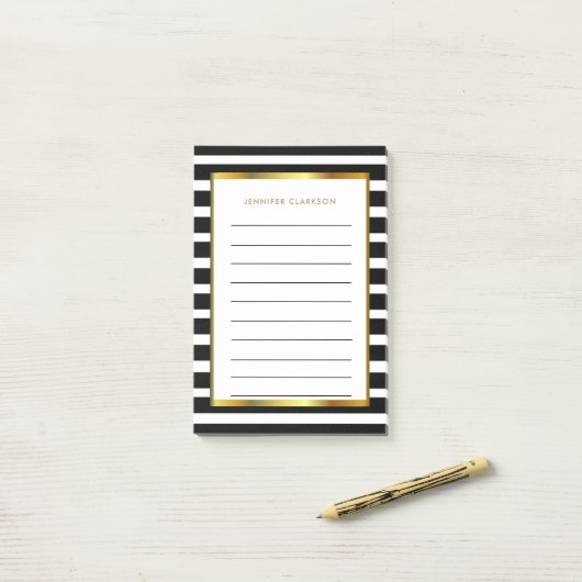 Moderne zwarte strepen goud gepersonaliseerd na post-it® notes (Op bureau)
