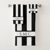 Moderne zwarte strepen Monogram badkamer Bad Handdoek (Insitu)