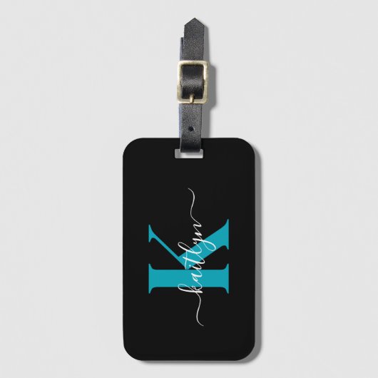 Moderne Zwarte Teal Script Monogram Bagagelabel (Voorkant (verticaal))