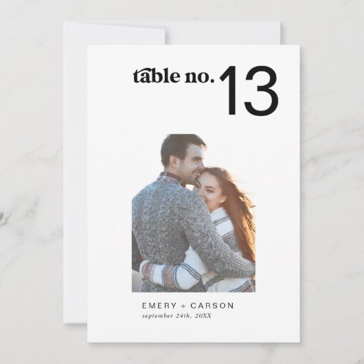 Moderne Zwarte Typografie Foto Tafelnummer (Voorkant)