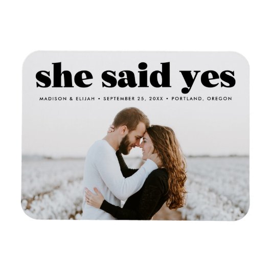 Moderne Zwarte Typography Foto Save the Date Magneet (Horizontaal)