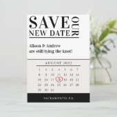 Moderne Zwarte Uitstel Agenda Update voor Huwelijk Save The Date (Staand voorkant)